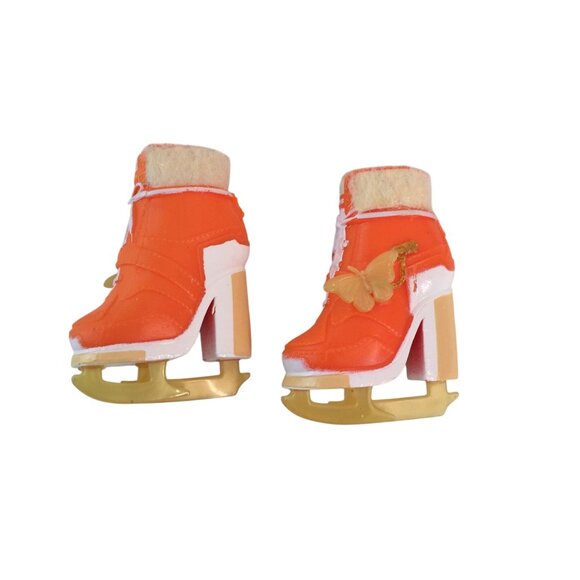 Rainbow High Winter Break Poppy Rowan Orange Doll Skis Ice Skates Stand - Picture 12 of 14